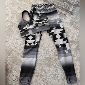 Greyson bra leggings set small